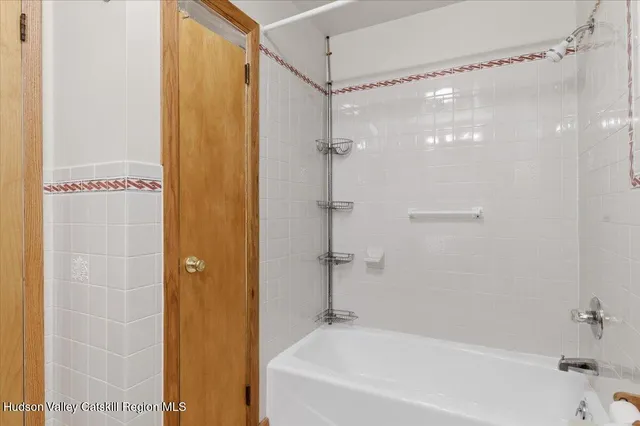 $379,900 | 8 Louise Drive, Latham, NY 12110