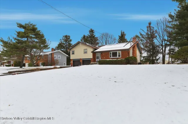 $379,900 | 8 Louise Drive, Latham, NY 12110