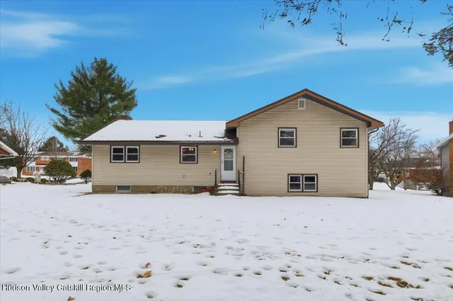 $379,900 | 8 Louise Drive, Latham, NY 12110