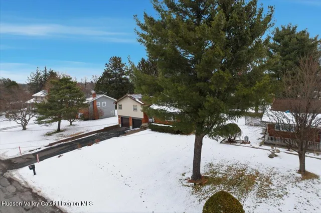 $379,900 | 8 Louise Drive, Latham, NY 12110