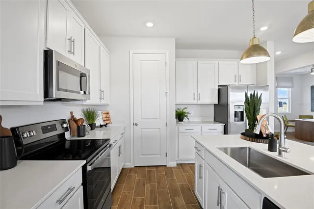 $404,999 | 2509 29th Street East, Palmetto, FL 34221