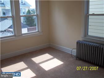 21 Oakley Road Upper Darby, PA 19082 - Photo 11 of 12 Bedroom