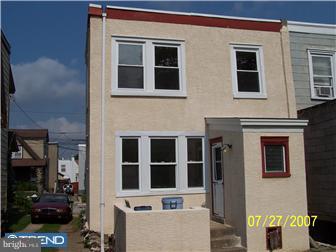 21 Oakley Road Upper Darby, PA 19082 - Photo 3 of 12 Exterior Back