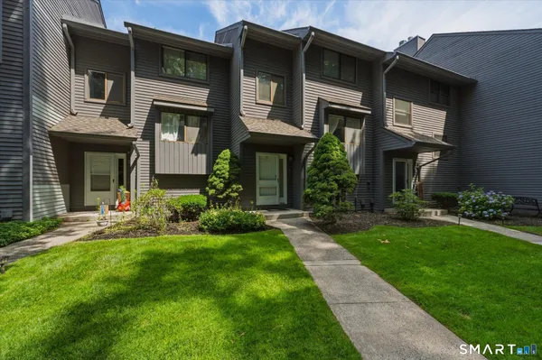 $409,500 | 330 Conestoga Way, Unit 330, Glastonbury, CT 06033