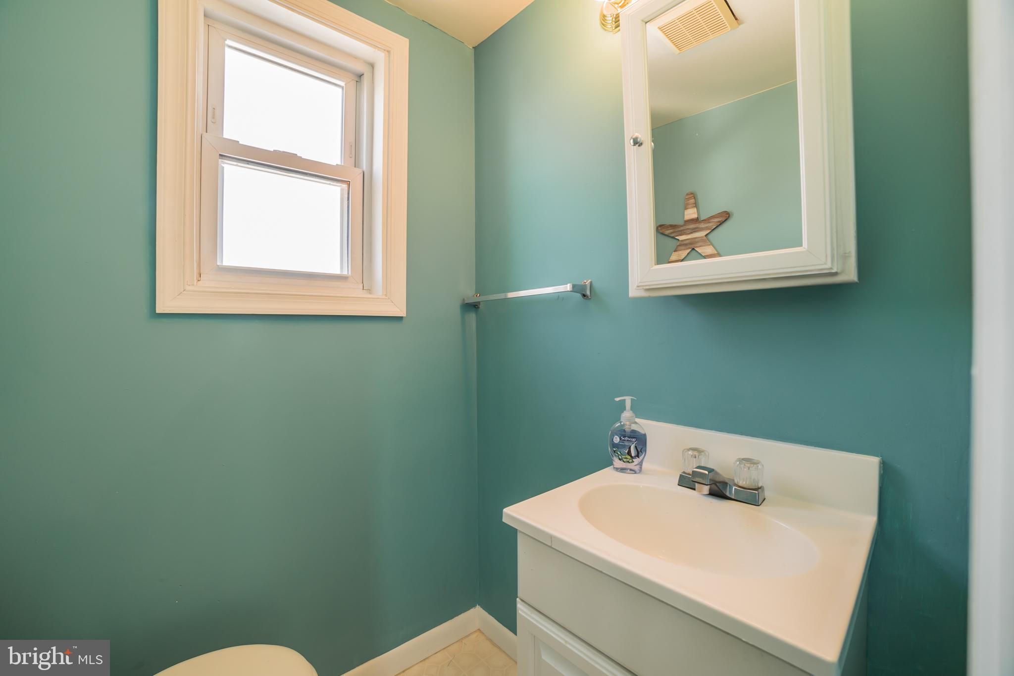 345 Stillwater Road Baltimore, MD 21221 - Photo 15 of 16