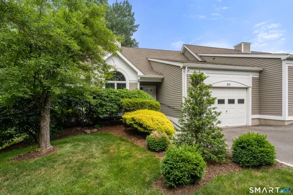 $729,000 | 20 Carrie Circle, Unit 20, Fairfield, CT 06825