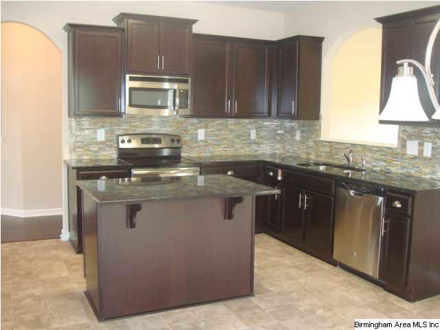 1005 Bethpage Lane Calera, AL 35040 - Photo 7 of 21