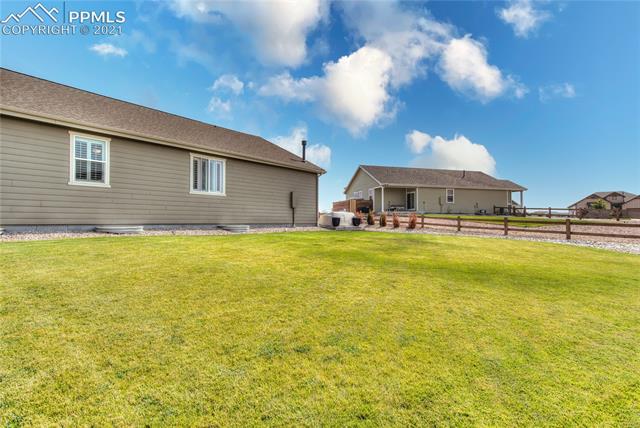 5800 Desert Inn Loop Elizabeth, CO 80107 - Photo 39 of 48 Gallery Image 39