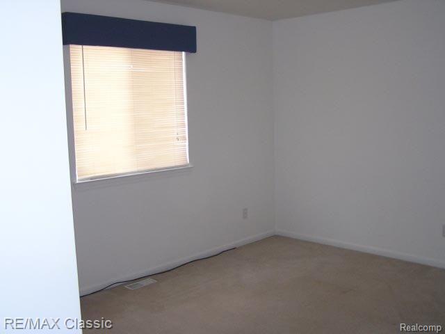 5690 Henry Ruff Road Garden City, MI 48135 - Photo 15 of 16 BEDROOM
