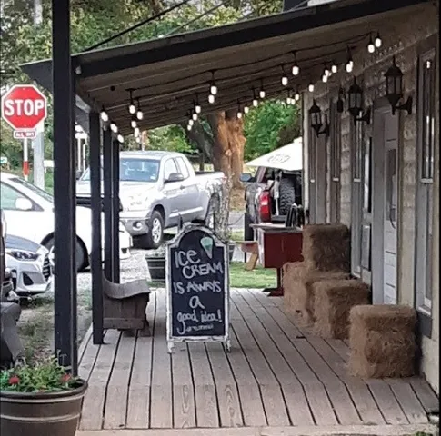 $1,199,000 | 130 Town Street, Centerville, TX 75833