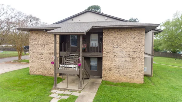 $1,199,000 | 130 Town Street, Centerville, TX 75833