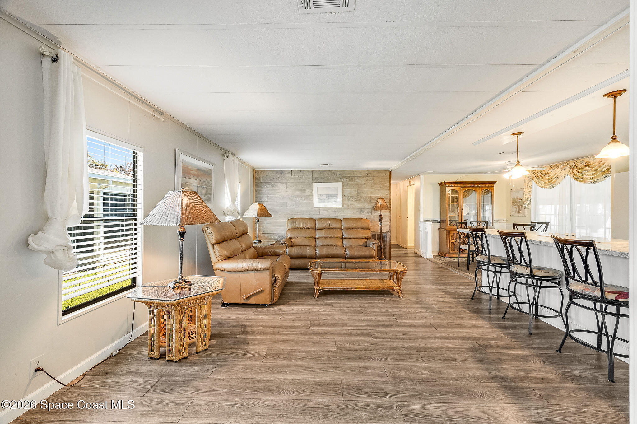 811 Silverthorn Court Barefoot Bay, FL 32976 - Photo 23 of 74 Living room