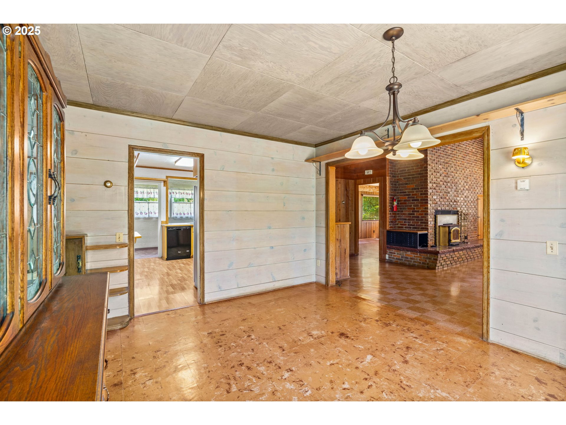 36744 Immigrant Road Pleasant Hill, OR 97455 - Photo 15 of 48 Gallery Image 15