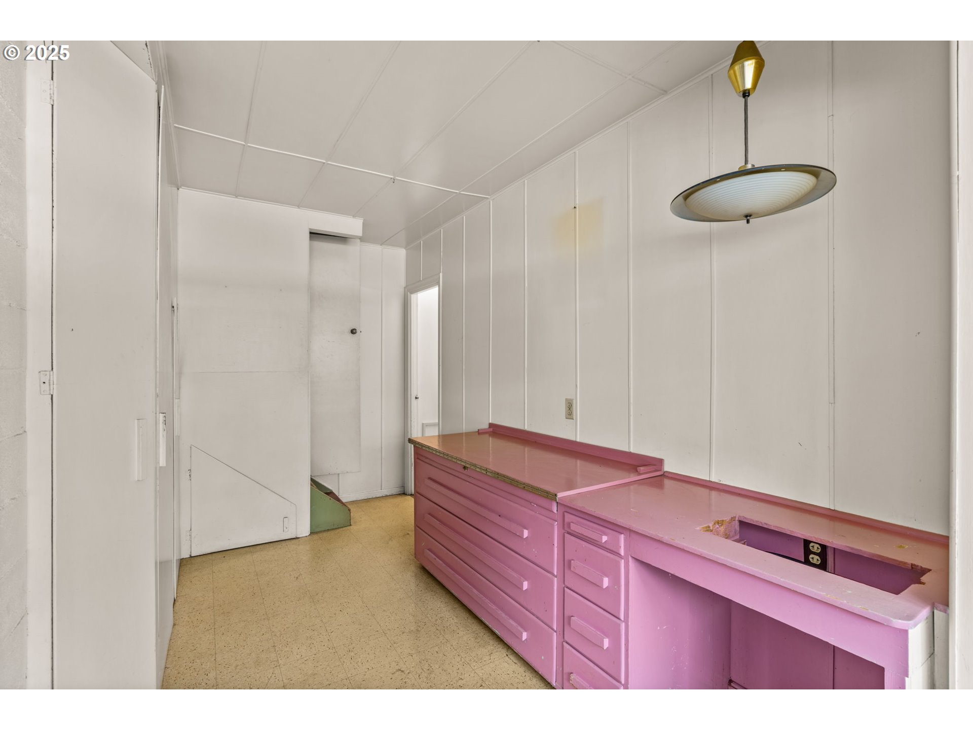 36744 Immigrant Road Pleasant Hill, OR 97455 - Photo 20 of 48 Gallery Image 20