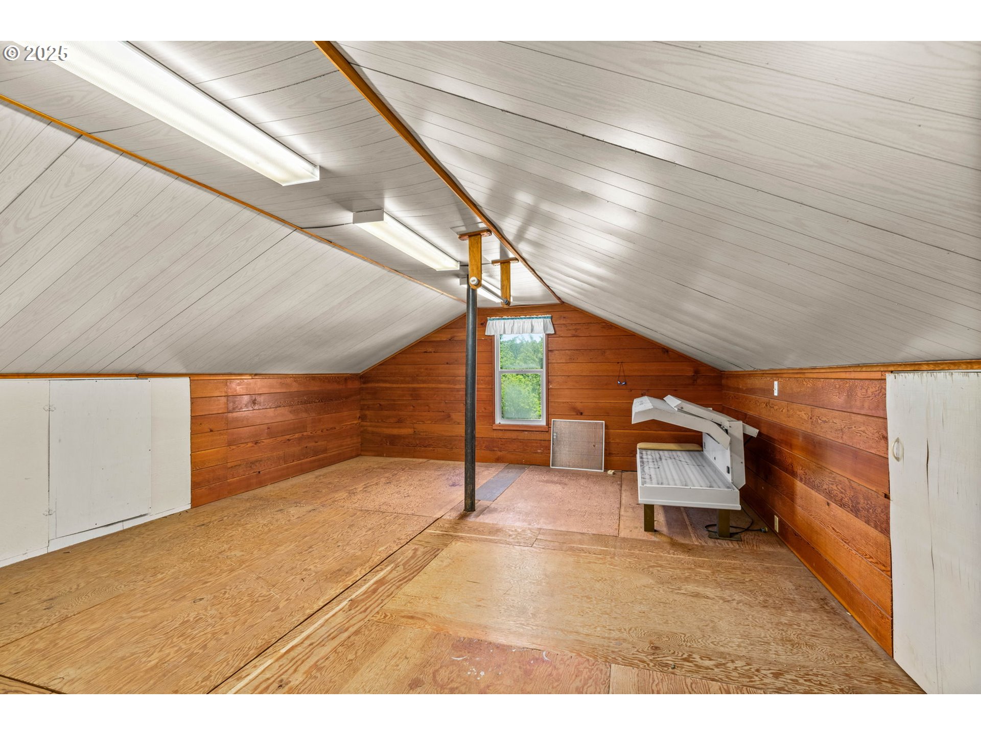 36744 Immigrant Road Pleasant Hill, OR 97455 - Photo 32 of 48 Gallery Image 32