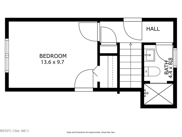 $395,000 | 513 East Westbrook Street, Wallace, NC 28466