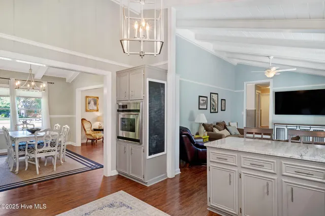 $395,000 | 513 East Westbrook Street, Wallace, NC 28466