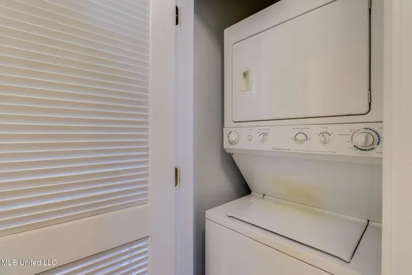 $1,550 | 1664 Beach Boulevard, Unit 170, Biloxi, MS 39531