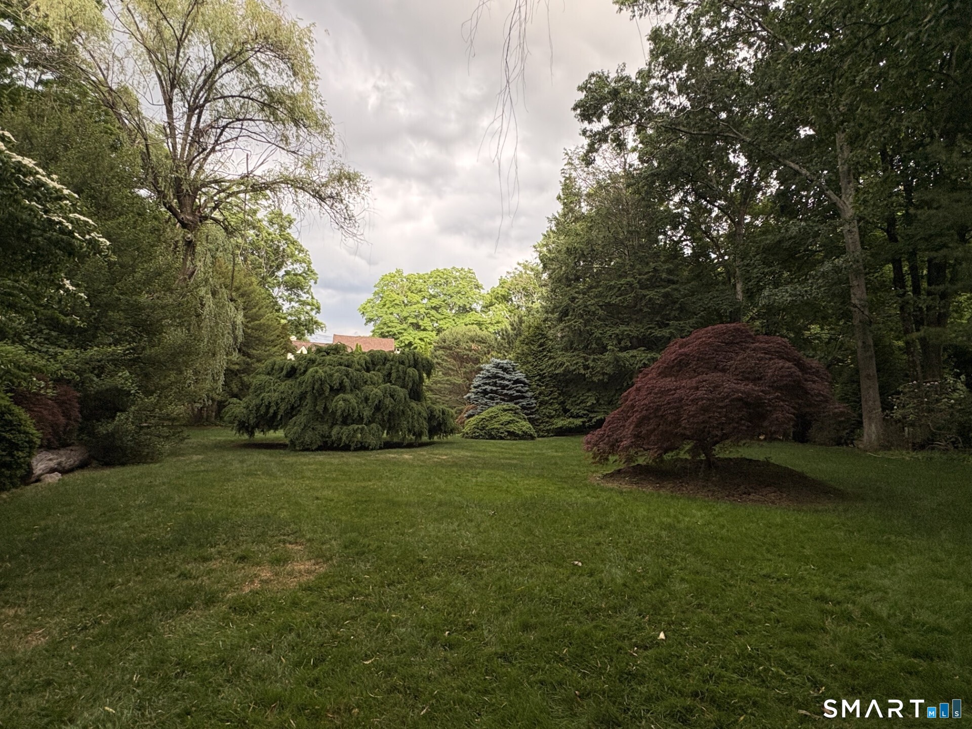 1-2 Hollow Spring Road Norwalk, CT 06854 - Photo 4 of 6 Gallery Image 4