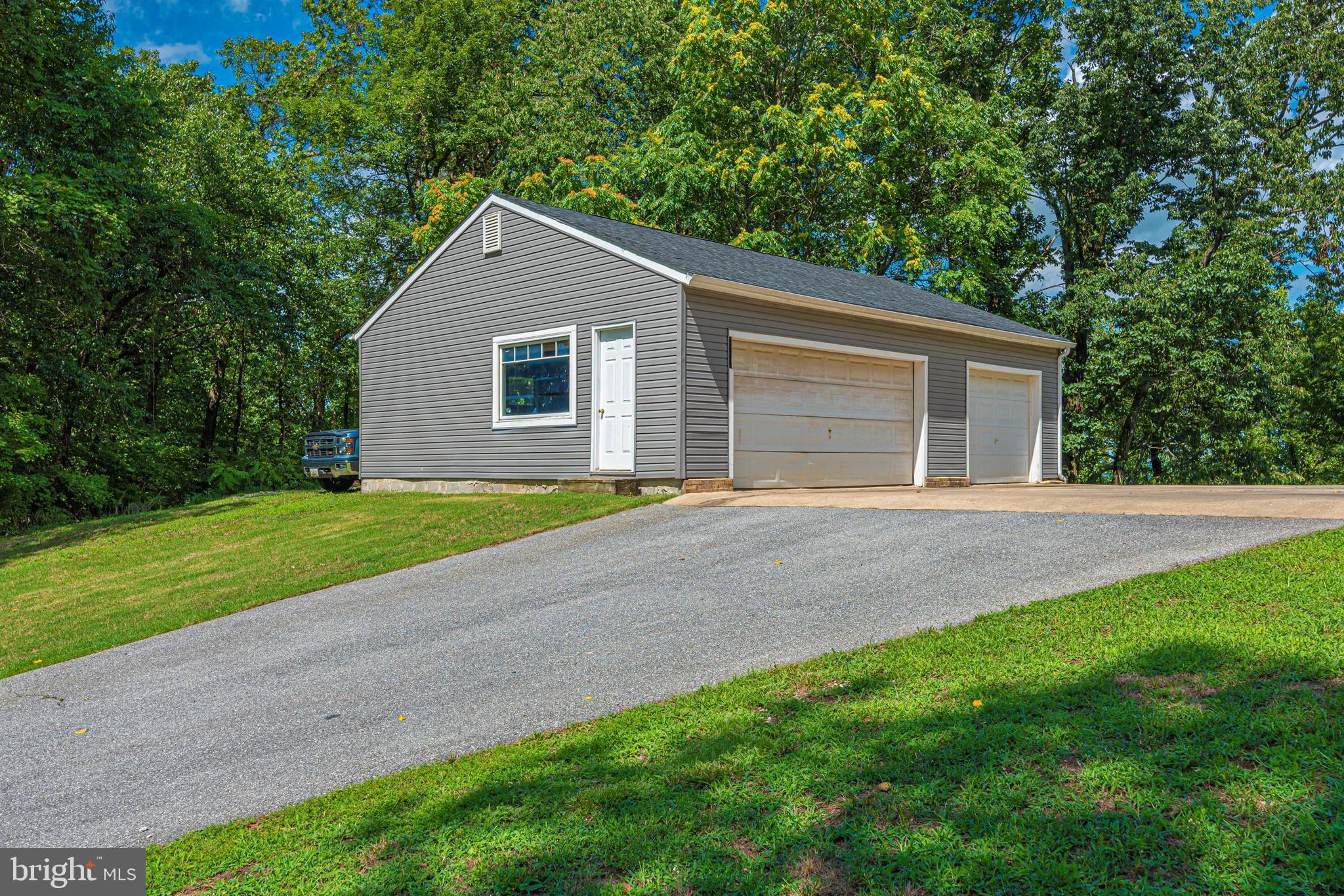 11615 Houck Road Union Bridge, MD 21791 - Photo 43 of 46 3 car garage and lots of parking