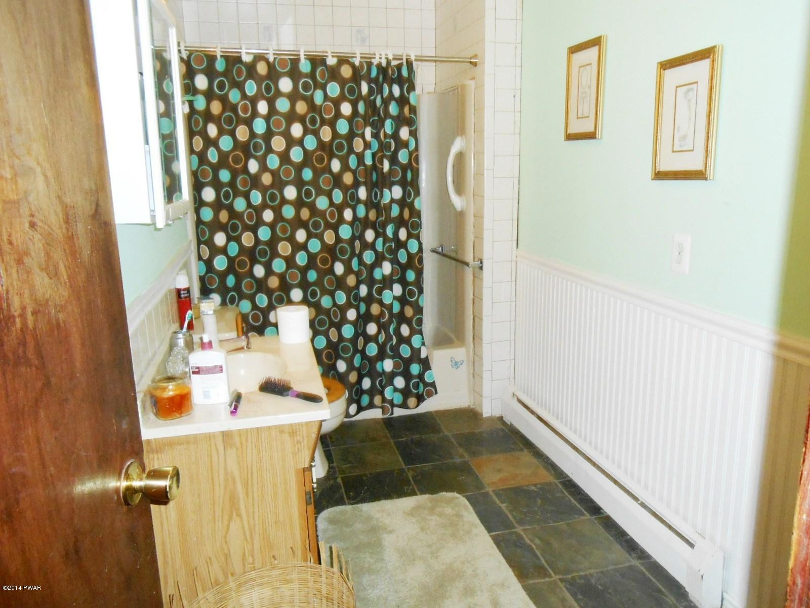 331 Rt 590 Greeley, PA 18425 - Photo 18 of 26