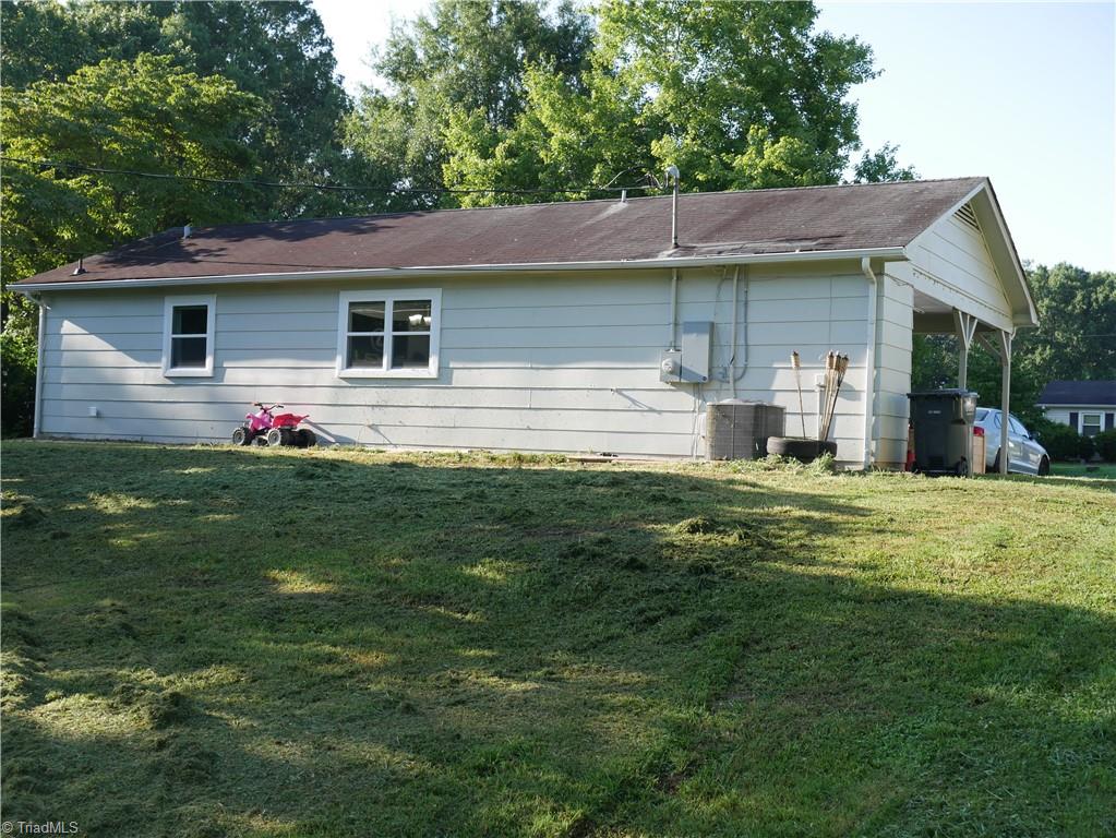 329 Ridgecrest Drive King, NC 27021 - Photo 14 of 15 Back Exterior