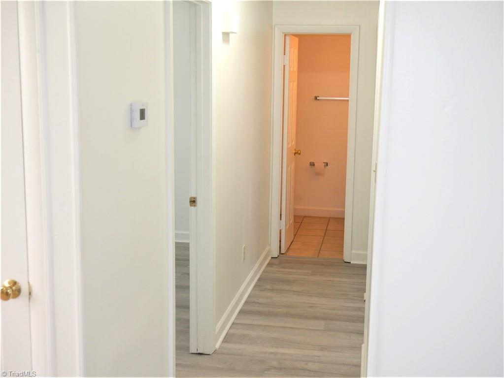 329 Ridgecrest Drive King, NC 27021 - Photo 5 of 15 Hallway