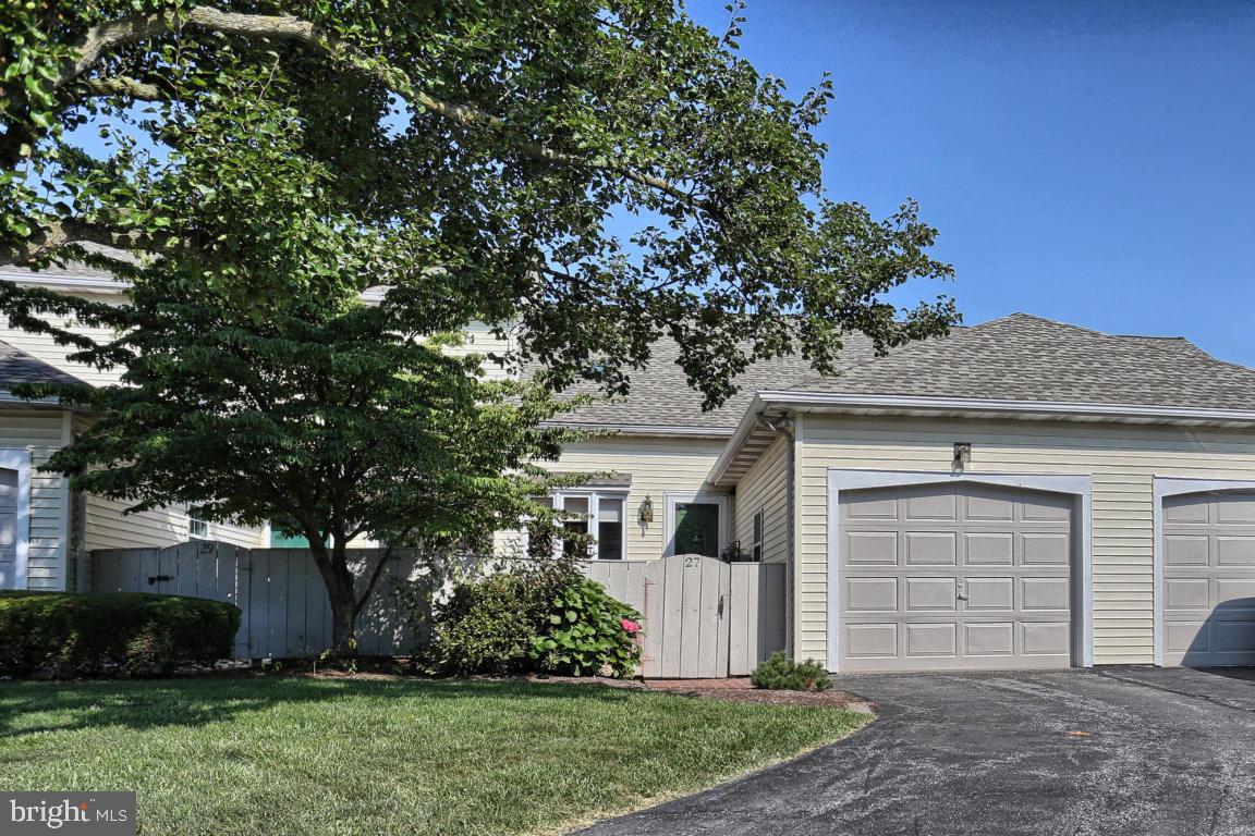 27 Spring Walk Court Lancaster, PA 17601 - Photo 1 of 33 Gallery Image 1