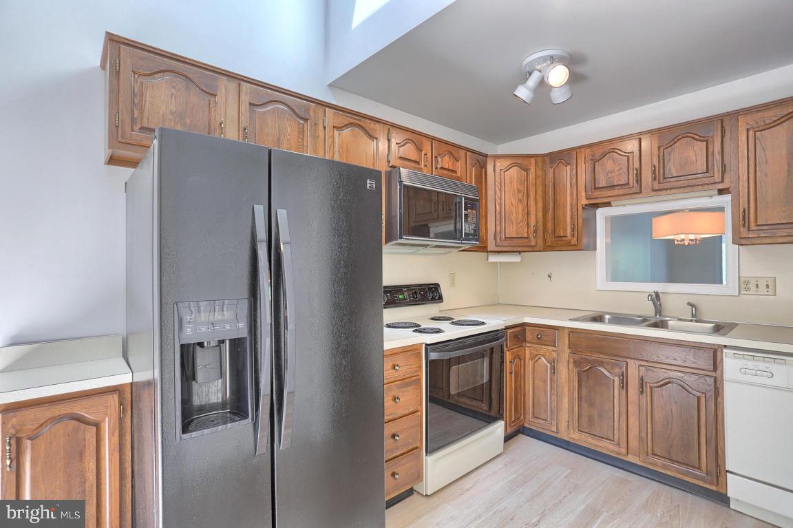 27 Spring Walk Court Lancaster, PA 17601 - Photo 20 of 33 Gallery Image 20