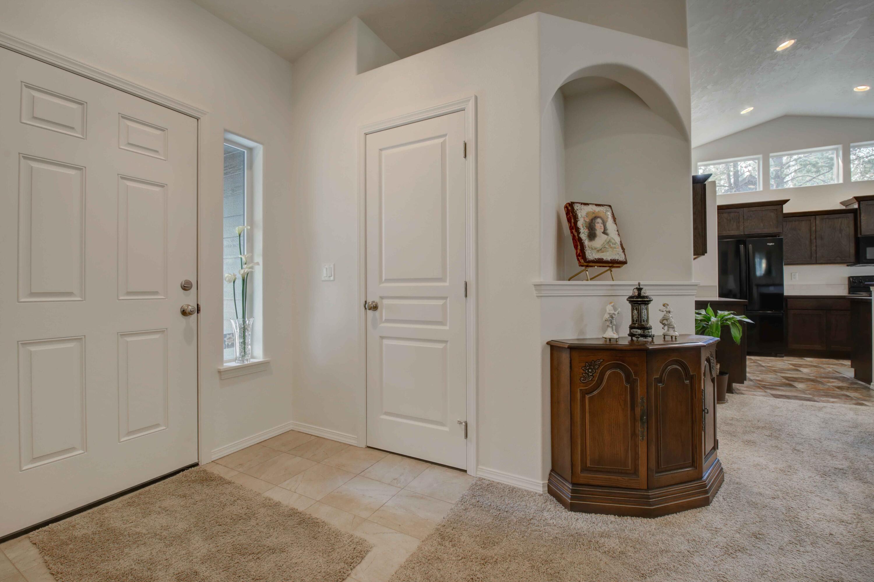 17160 Elsinore Road Bend, OR 97707 - Photo 15 of 47