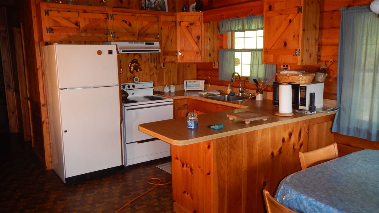 1038 Faulkner Road Whitingham, VT 05361 - Photo 17 of 32