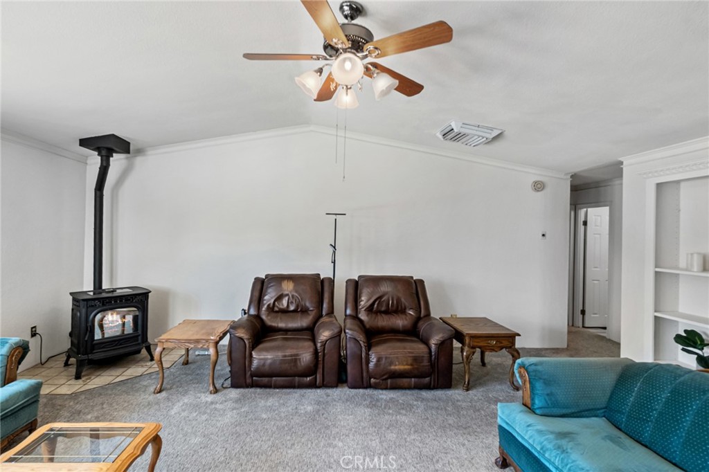 8837 Malpaso Road Phelan, CA 92371 - Photo 11 of 72