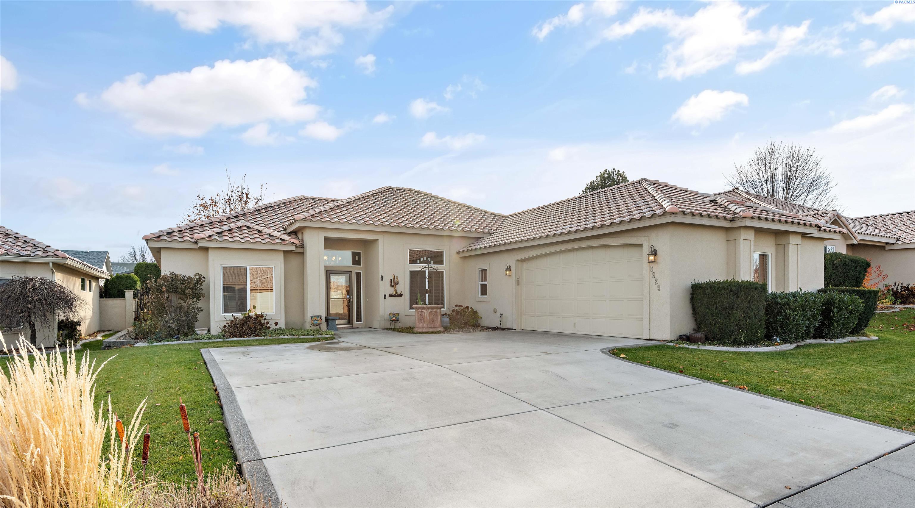 8929 West Rio Grande Avenue Kennewick, WA 99336 - Photo 2 of 41 Gallery Image 2