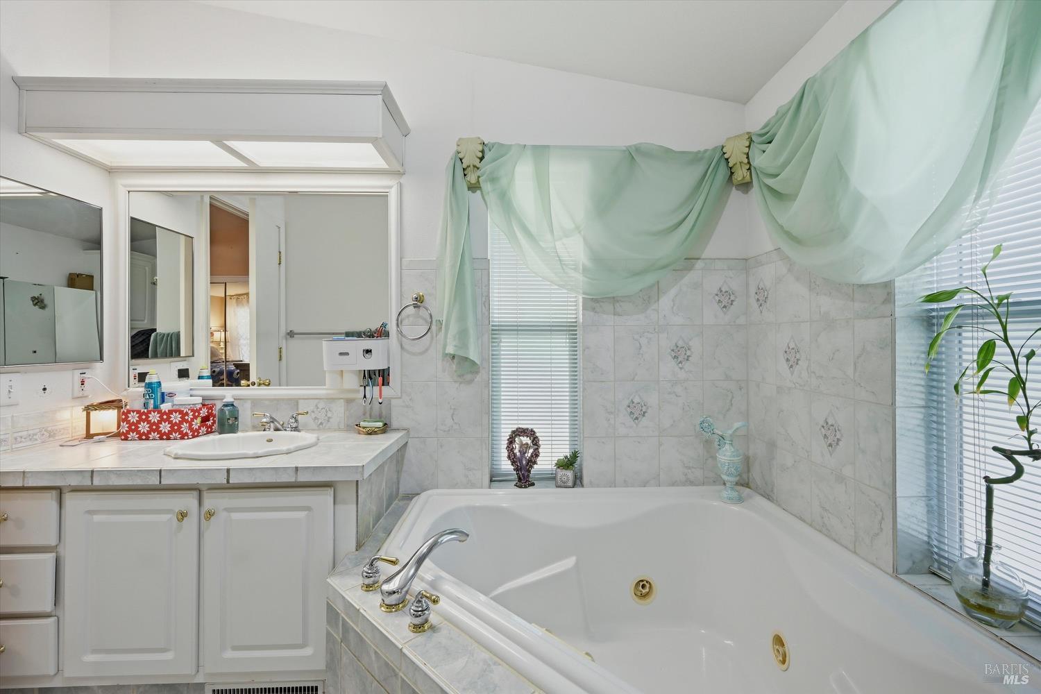 4801 North State Street, Unit 10 Ukiah, CA 95482 - Photo 13 of 23