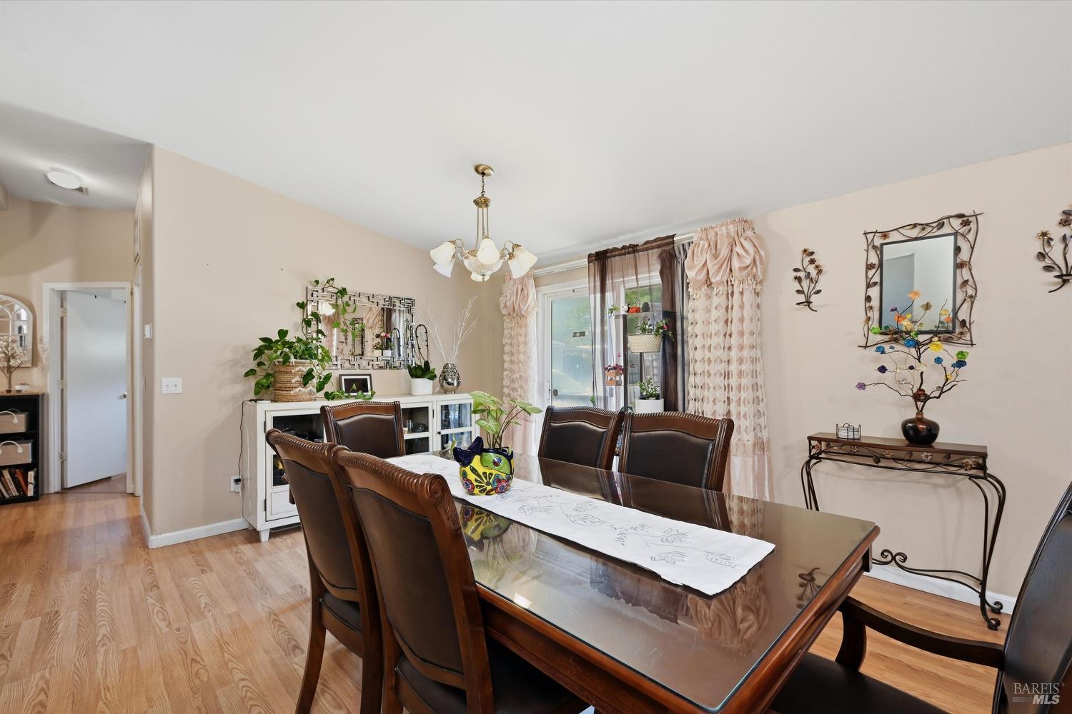 4801 North State Street, Unit 10 Ukiah, CA 95482 - Photo 5 of 23
