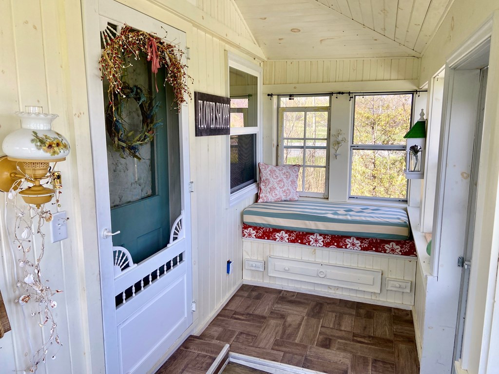115 Montgomery Street Rouses Point, NY 12979 - Photo 18 of 28 Gallery Image 18