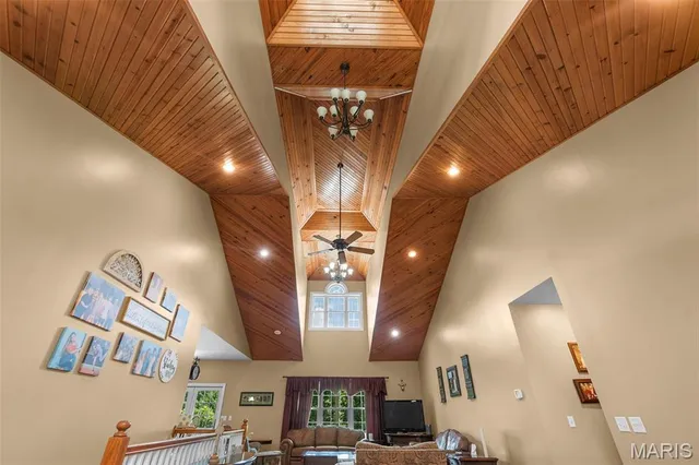 $799,000 | 112 Park Road, Benton, MO 63736