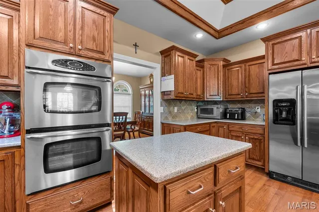 $799,000 | 112 Park Road, Benton, MO 63736