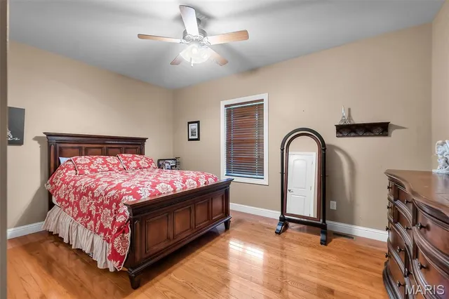 $799,000 | 112 Park Road, Benton, MO 63736