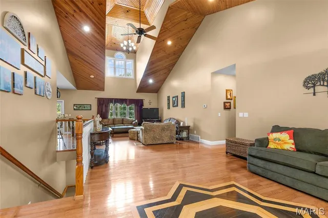 $799,000 | 112 Park Road, Benton, MO 63736