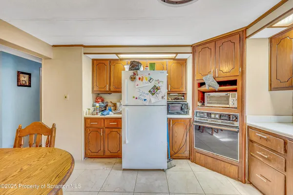 $229,000 | 10 Bald Mt Road, Clarks Summit, PA 18411