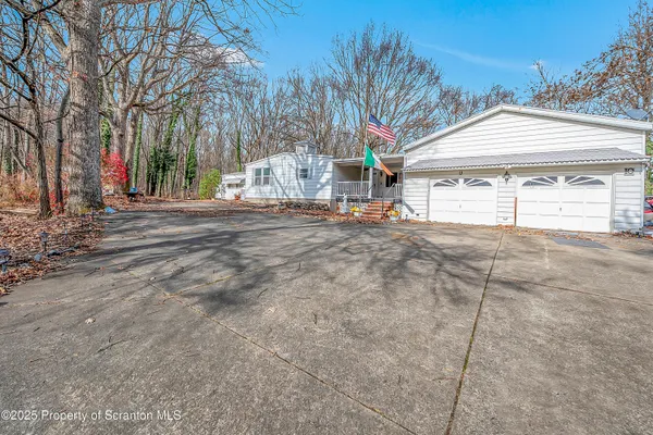 $229,000 | 10 Bald Mt Road, Clarks Summit, PA 18411