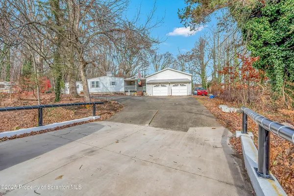 $229,000 | 10 Bald Mt Road, Clarks Summit, PA 18411