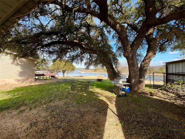 $1,078,000 | 105 Breding Road, Graford, TX 76449