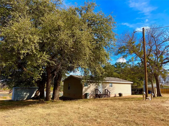 $1,078,000 | 105 Breding Road, Graford, TX 76449