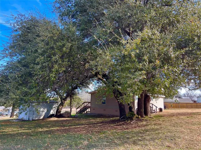 $1,078,000 | 105 Breding Road, Graford, TX 76449