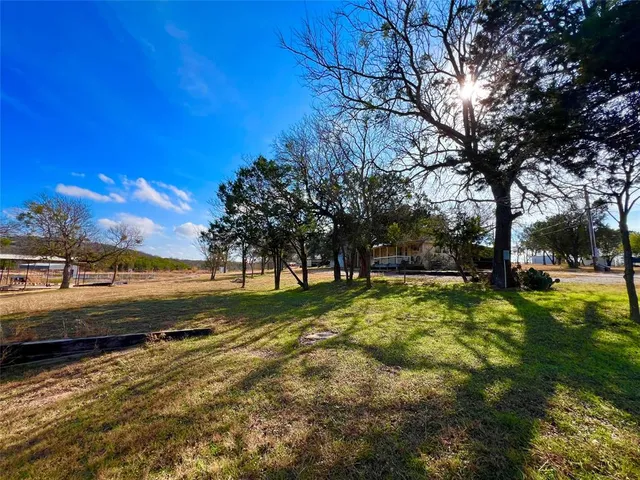 $1,078,000 | 105 Breding Road, Graford, TX 76449