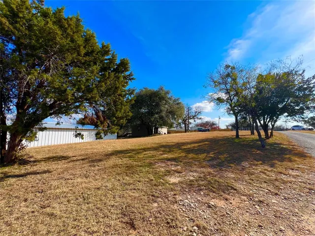 $1,078,000 | 105 Breding Road, Graford, TX 76449