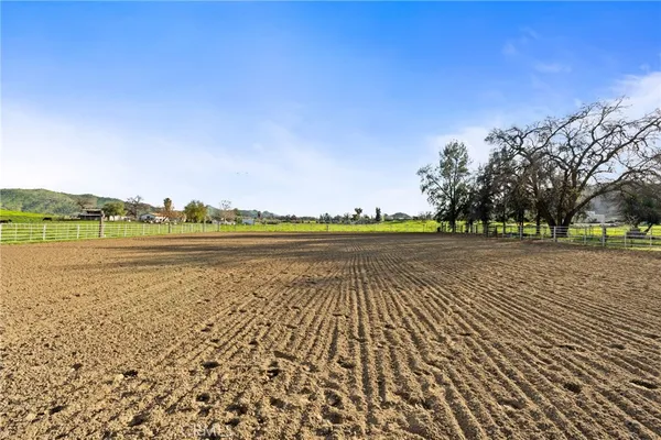 $724,900 | 39500 Millwood Drive, Unit C, Woodlake, CA 93286