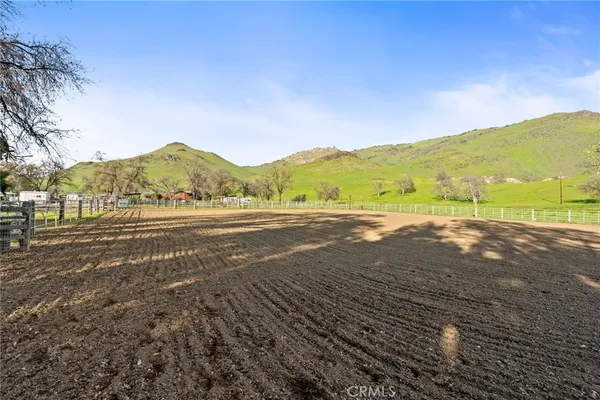 $724,900 | 39500 Millwood Drive, Unit C, Woodlake, CA 93286
